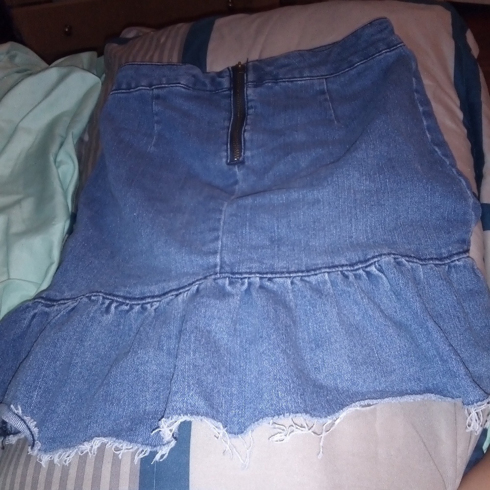 Zip up jean skirt